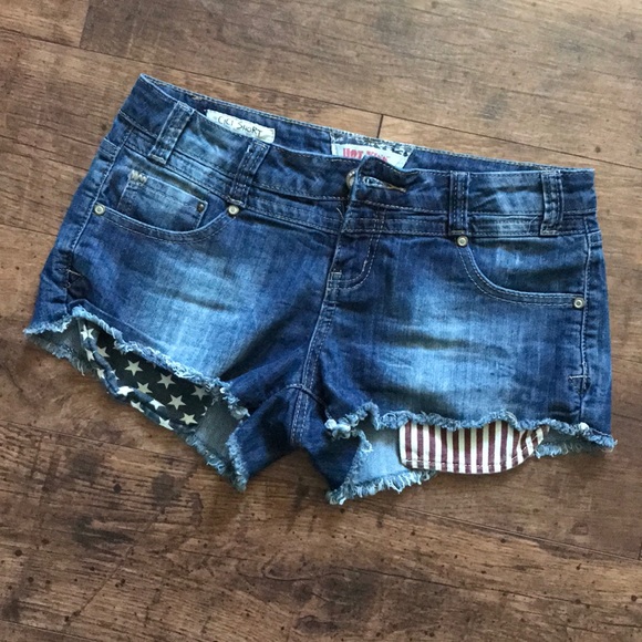 Hot Kiss Pants - Patriotic shorts 🇺🇸